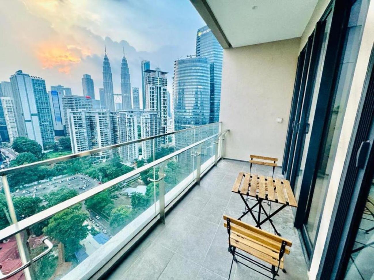 The Manor Klcc Serviced Apartment Kuala Lumpur Exterior photo
